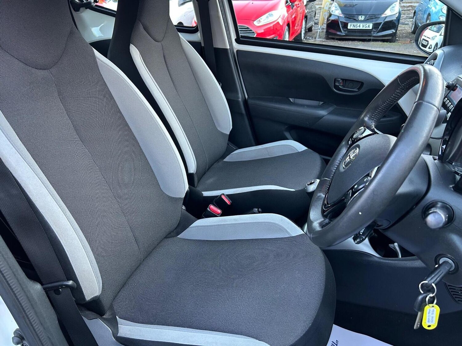 Used Toyota AYGO 2015 for sale - 76963415: Photo 16