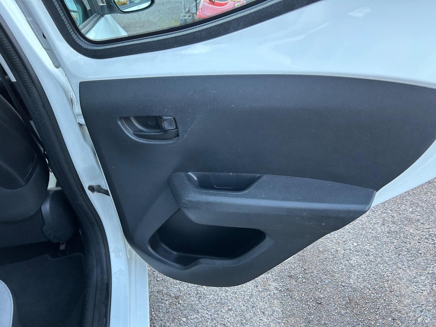 Used Toyota AYGO 2015 for sale - 76963415: Photo 27