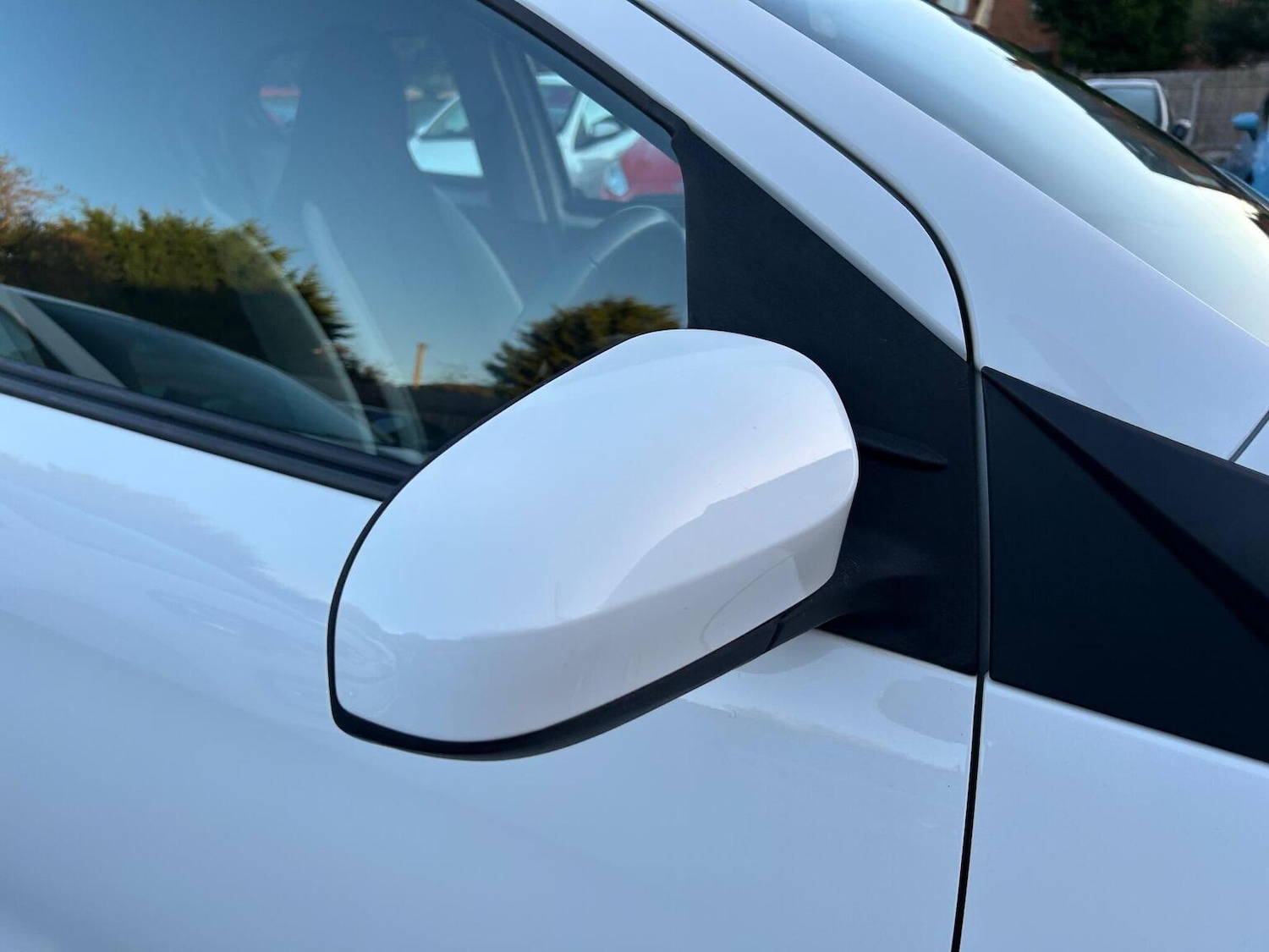 Used Toyota AYGO 2015 for sale - 76963415: Photo 37