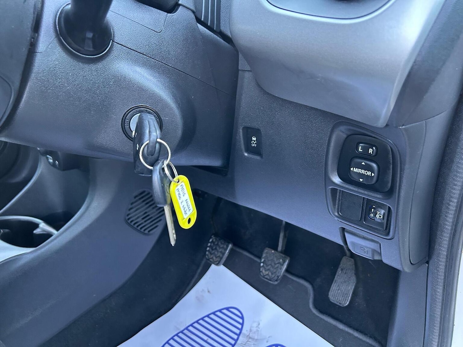 Used Toyota AYGO 2015 for sale - 76963415: Photo 45