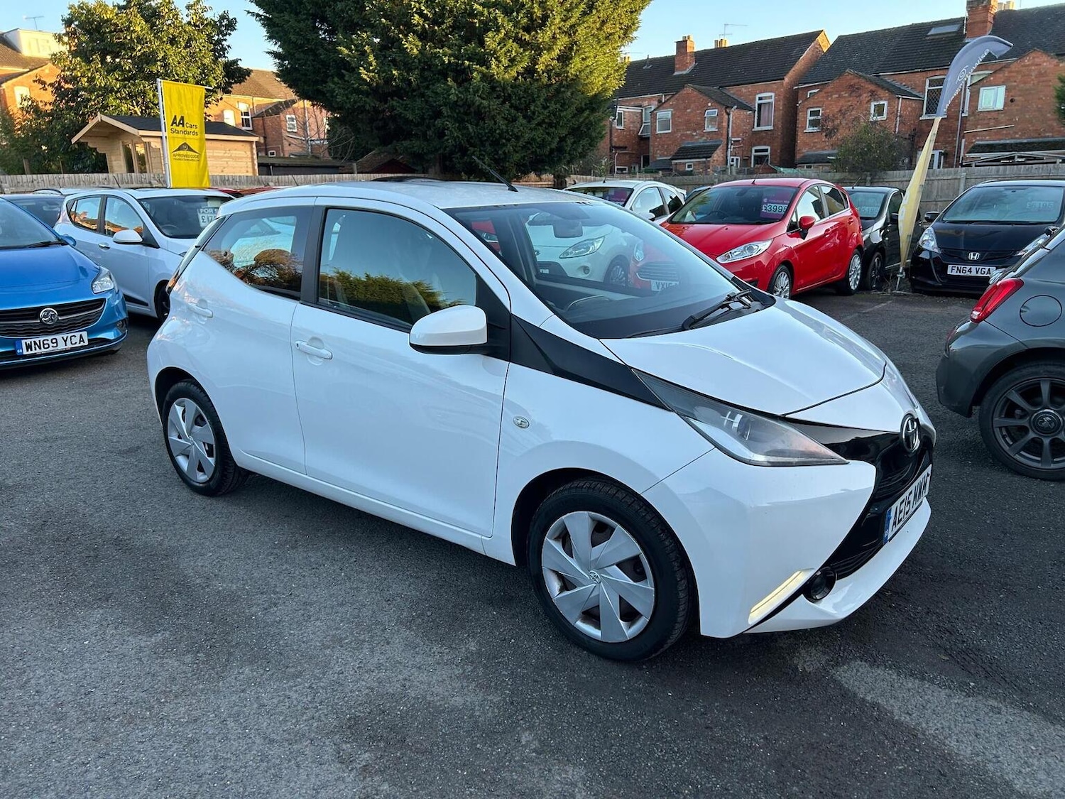 Used Toyota AYGO 2015 for sale - 76963415: Photo 5
