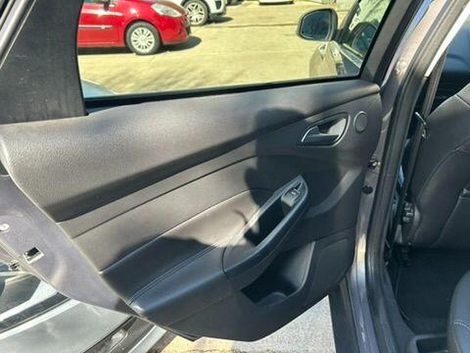 Used Ford Focus 2013 for sale - 78182862: Photo 28