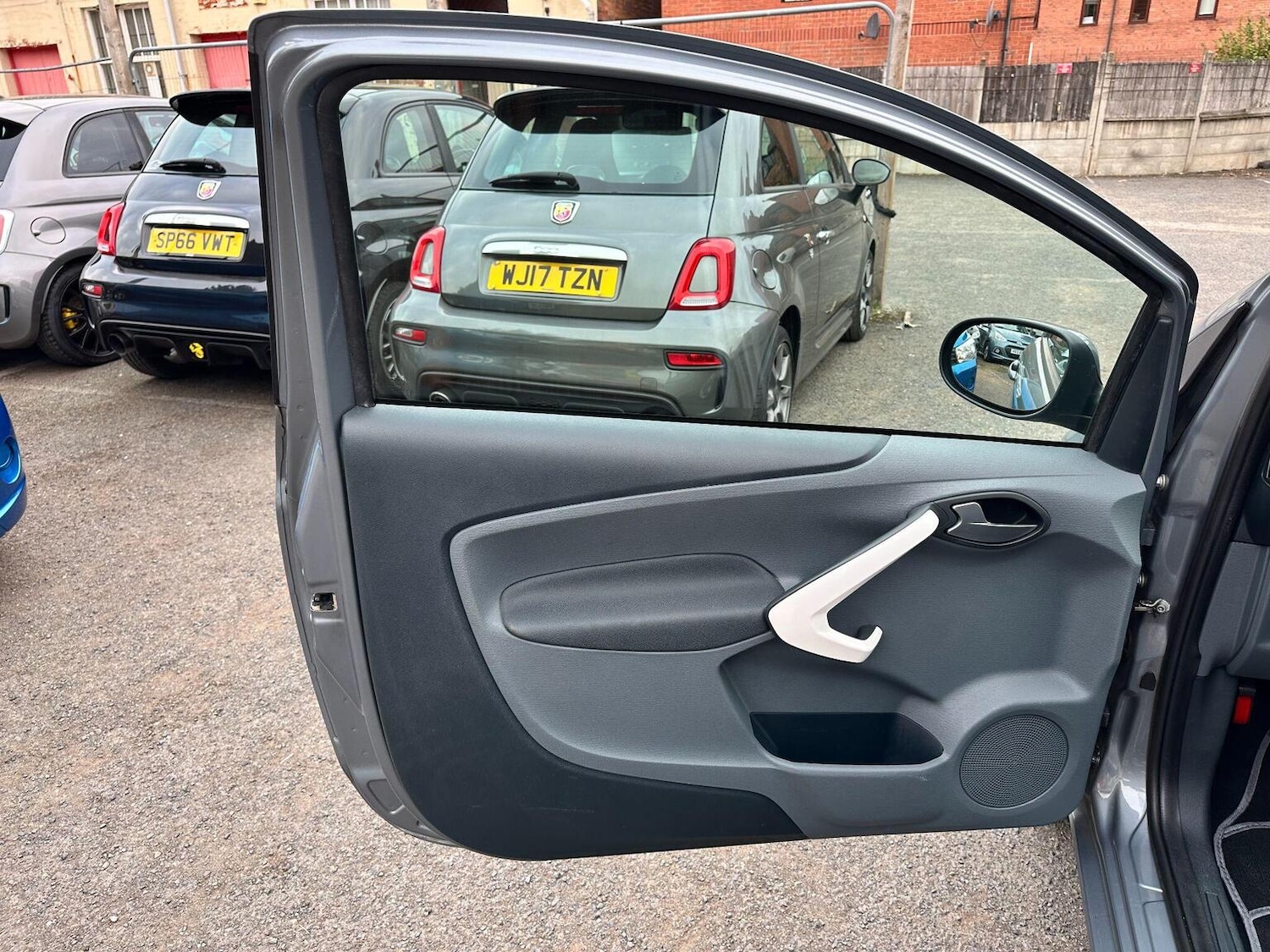 Used Ford Ka 2014 for sale - 76963419: Photo 23