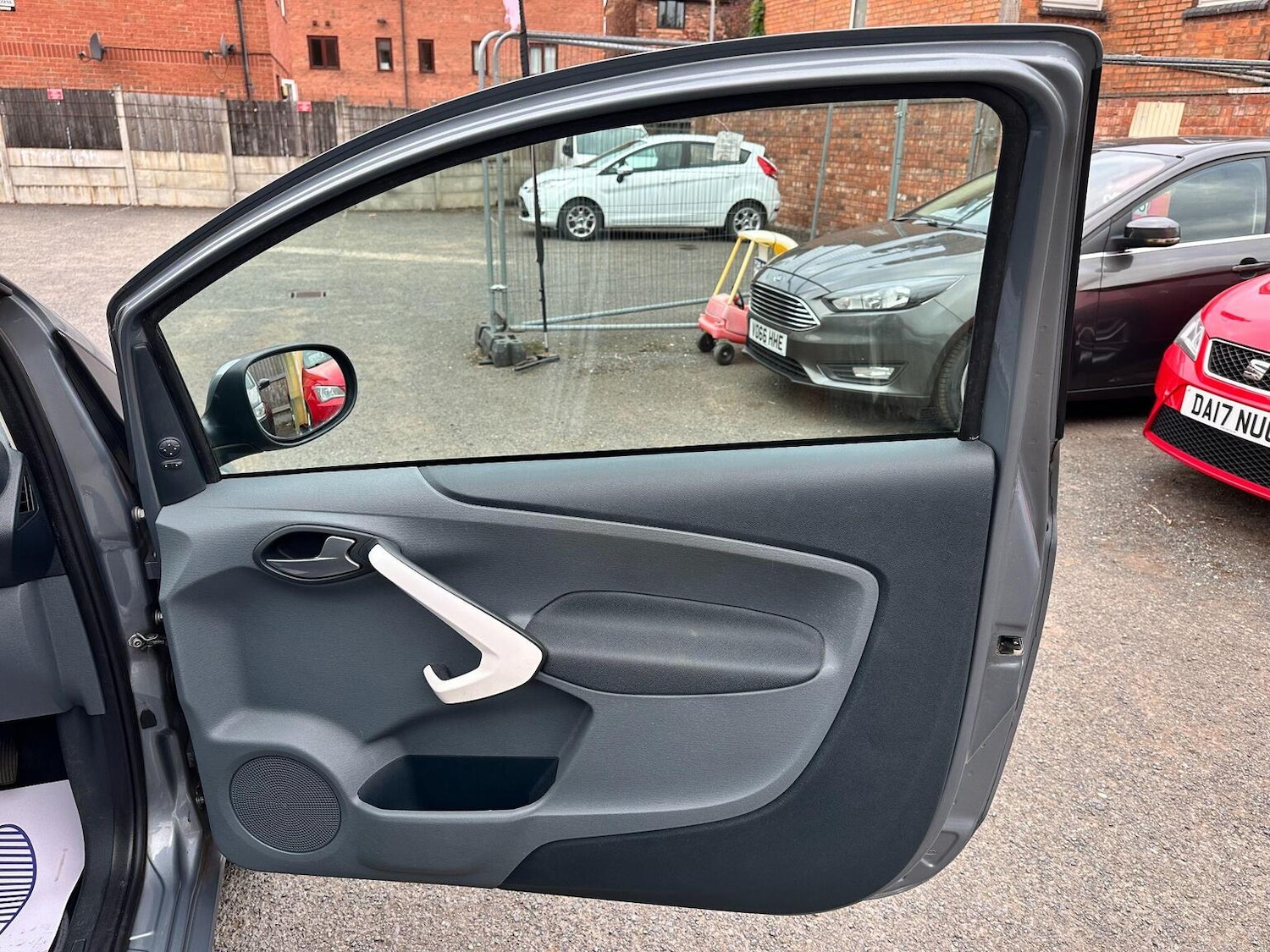 Used Ford Ka 2014 for sale - 76963419: Photo 24