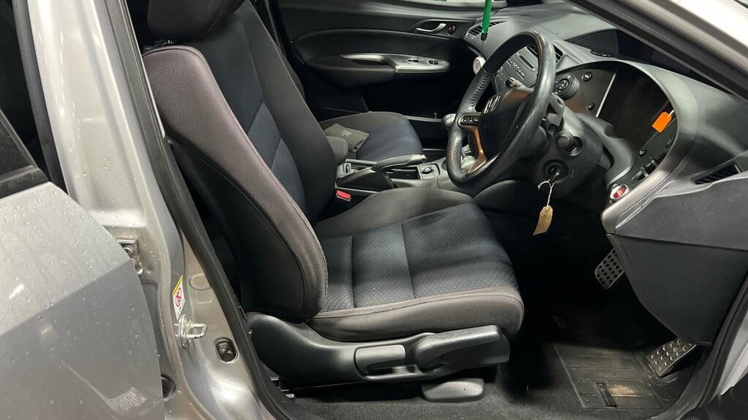 Used Honda Civic 2010 for sale - 77080765: Photo 11