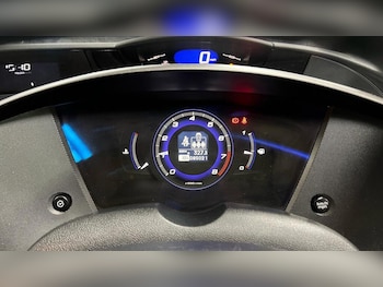 Used Honda Civic 2010 for sale - 77080765: Photo