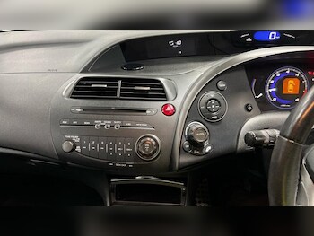 Used Honda Civic 2010 for sale - 77080765: Photo