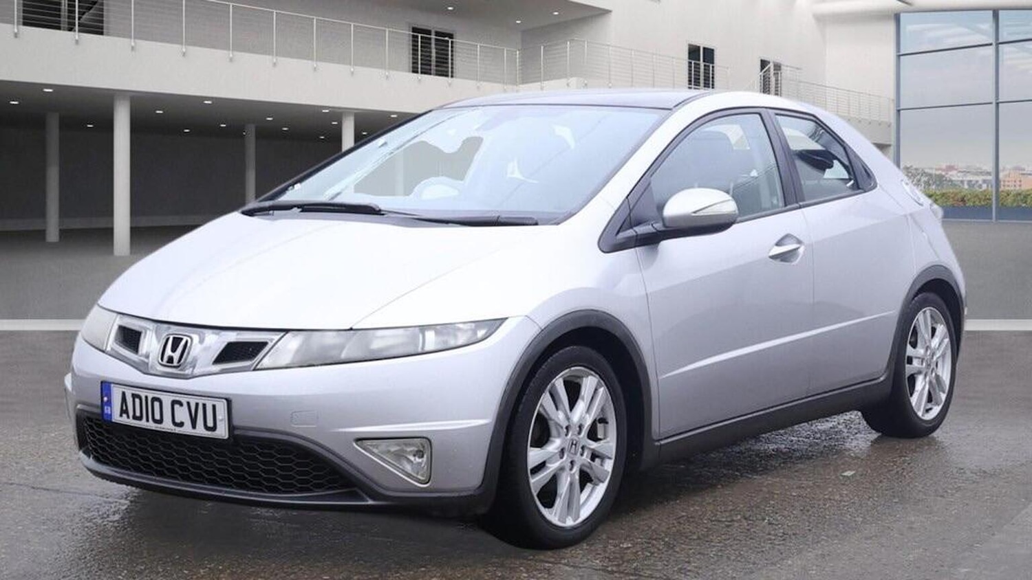 Used Honda Civic 2010 for sale - 77080765: Photo 5