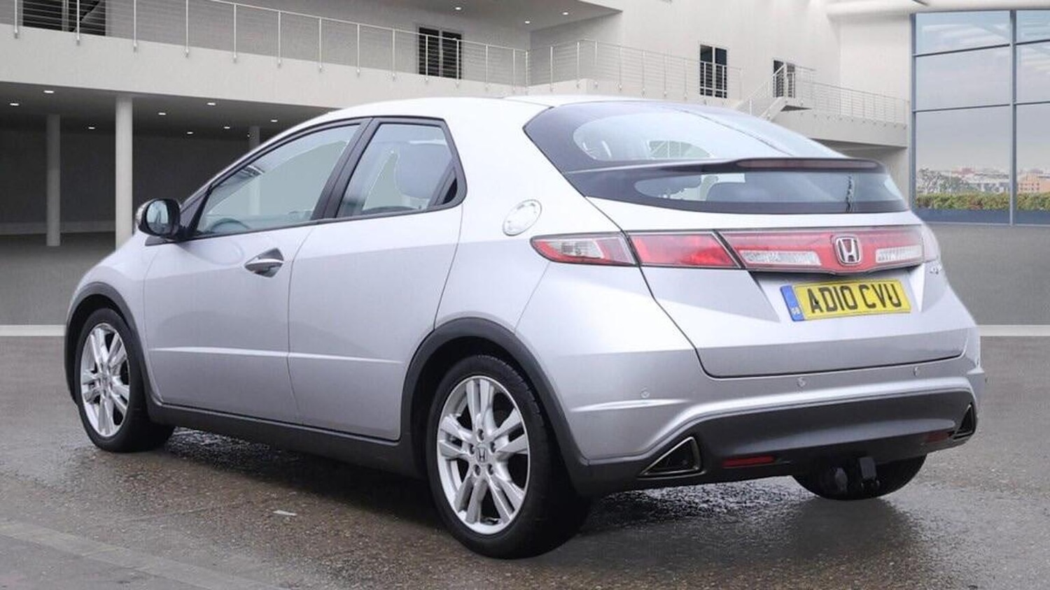 Used Honda Civic 2010 for sale - 77080765: Photo 6