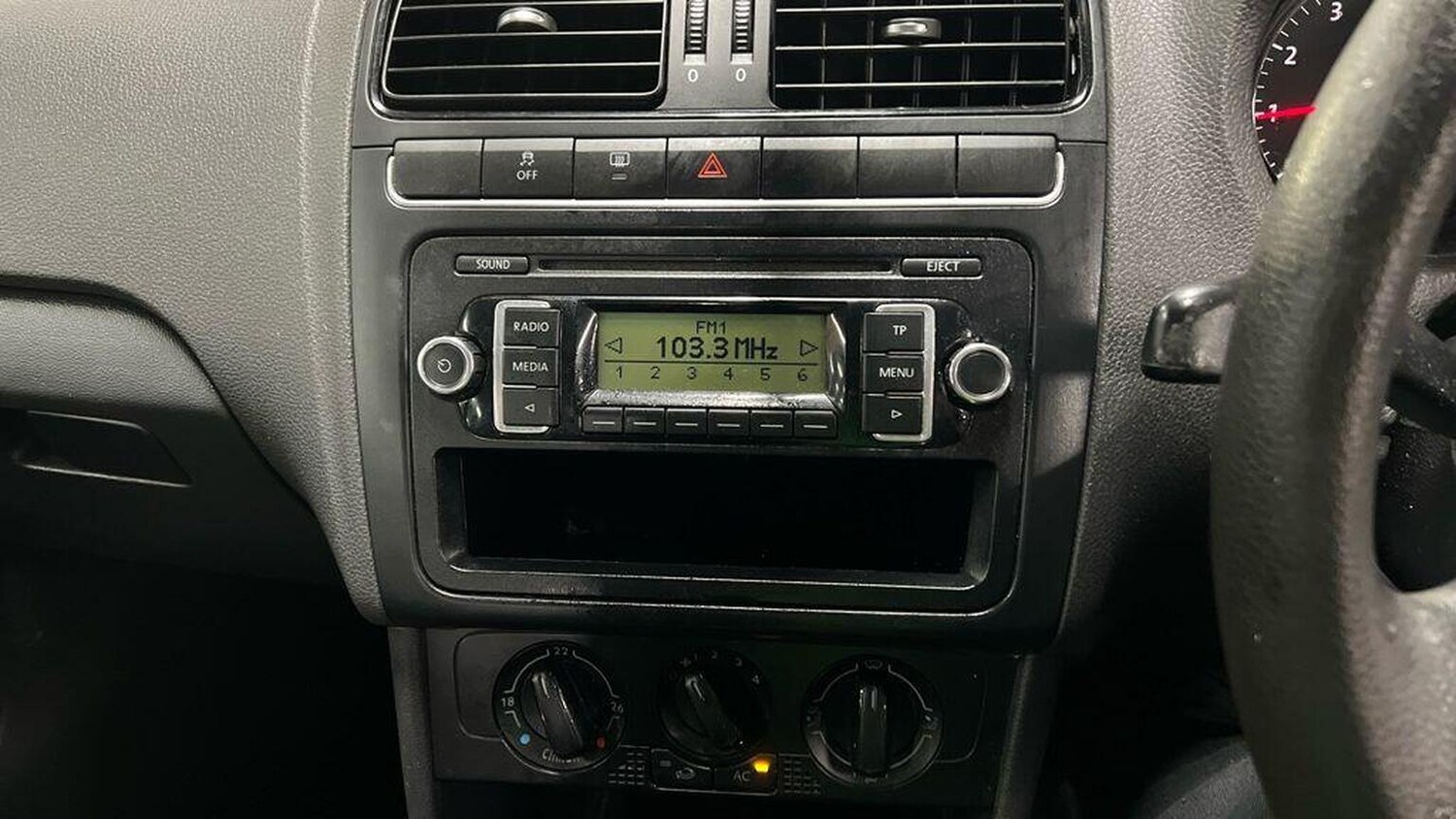 Used Volkswagen Polo 2009 for sale - 77501471: Photo 12