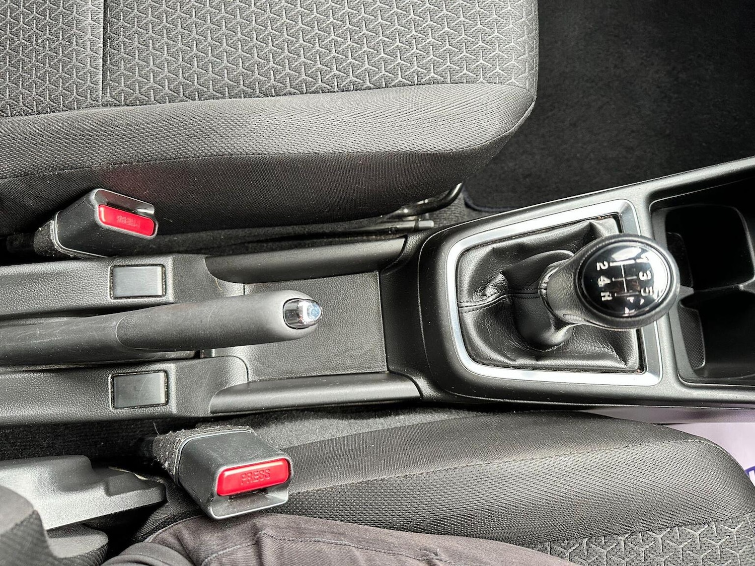 Used Suzuki Swift 2017 for sale - 76963354: Photo 14