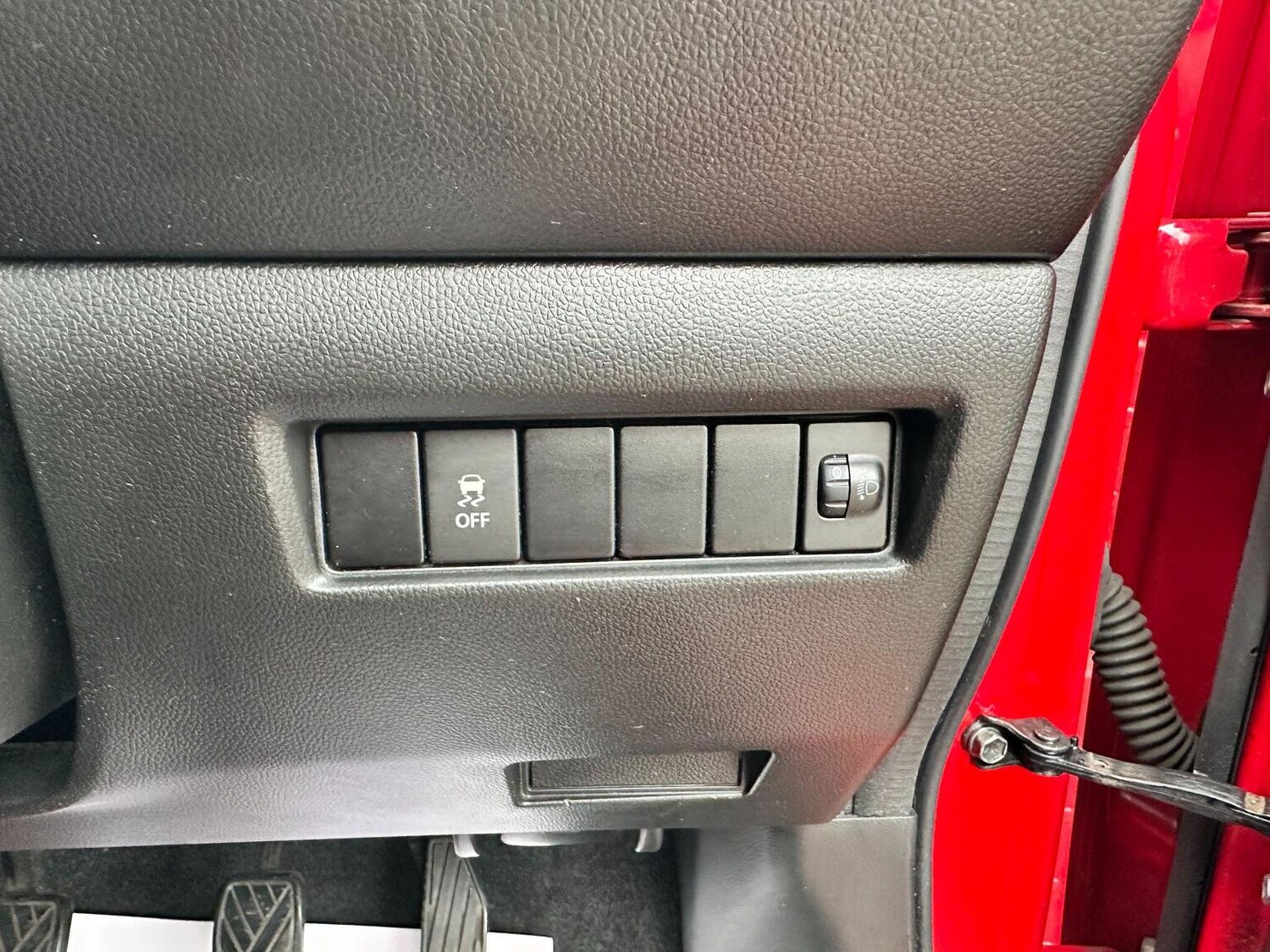 Used Suzuki Swift 2017 for sale - 76963354: Photo 26