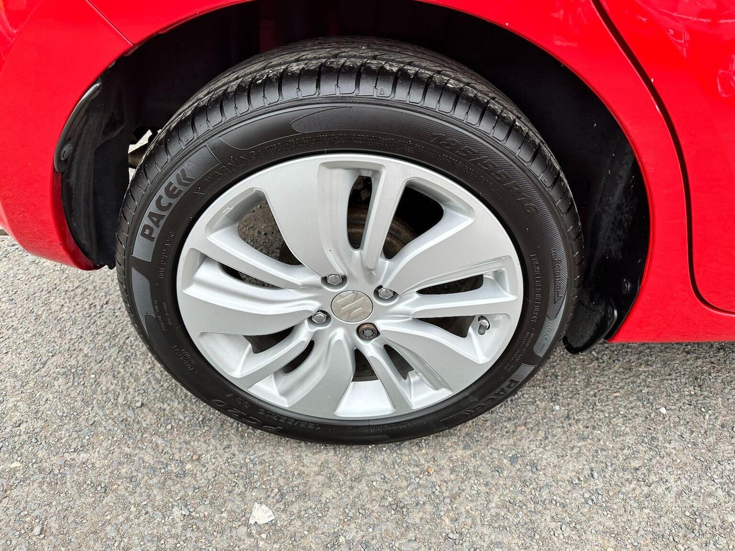 Used Suzuki Swift 2017 for sale - 76963354: Photo 33