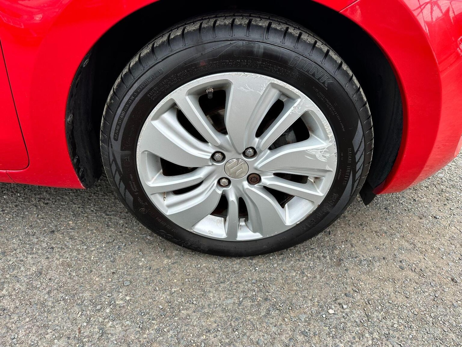 Used Suzuki Swift 2017 for sale - 76963354: Photo 34