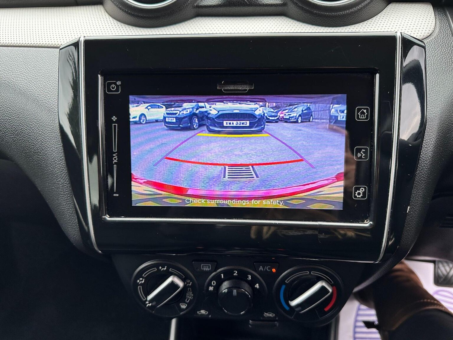 Used Suzuki Swift 2017 for sale - 76963354: Photo 35