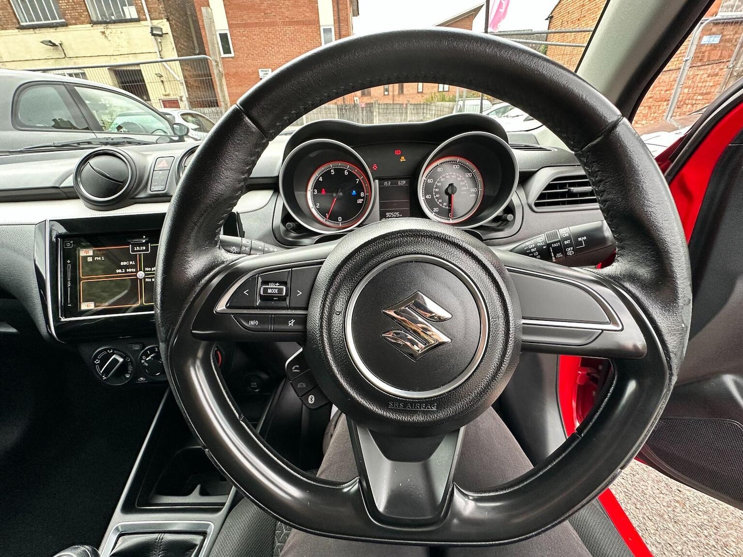 Used Suzuki Swift 2017 for sale - 76963354: Photo 41