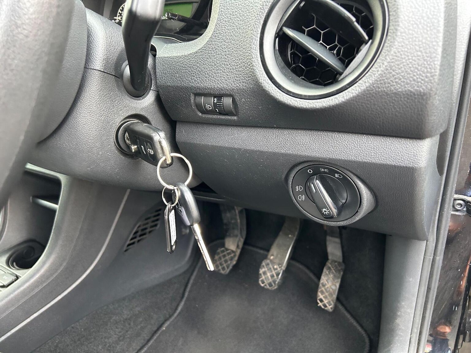 Used Skoda Citigo 2014 for sale - 76963443: Photo 40