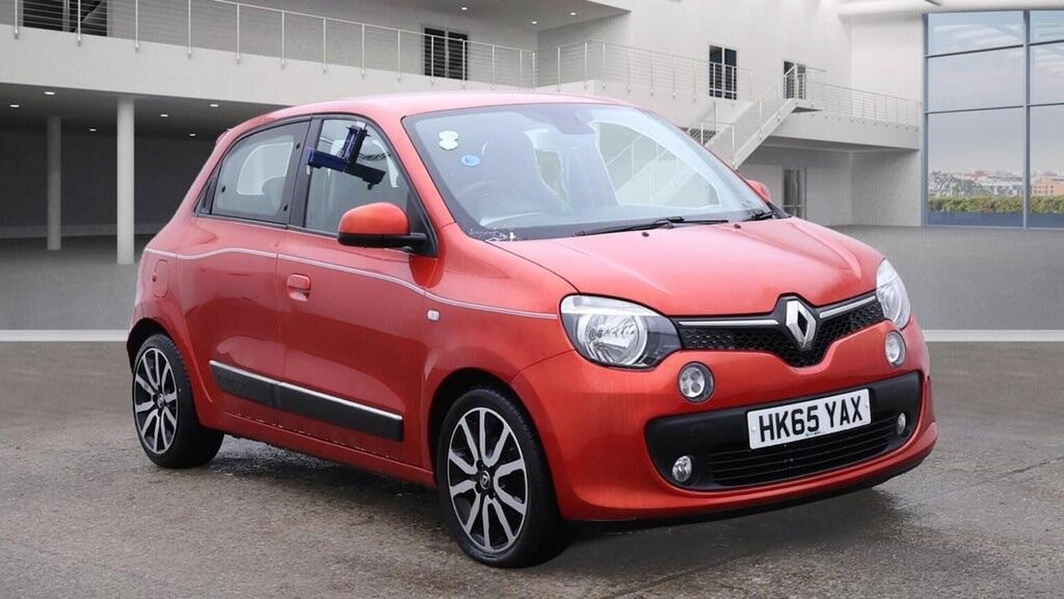 Used Renault Twingo 2015 for sale - 77080766: Photo 2