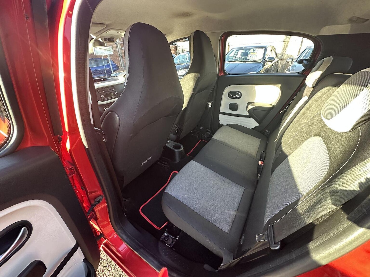 Used Renault Twingo 2015 for sale - 77080766: Photo 20