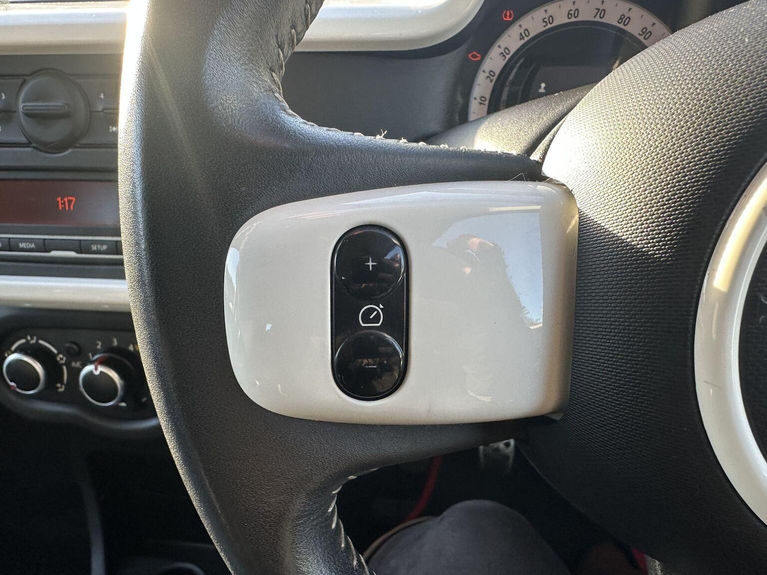 Used Renault Twingo 2015 for sale - 77080766: Photo 23