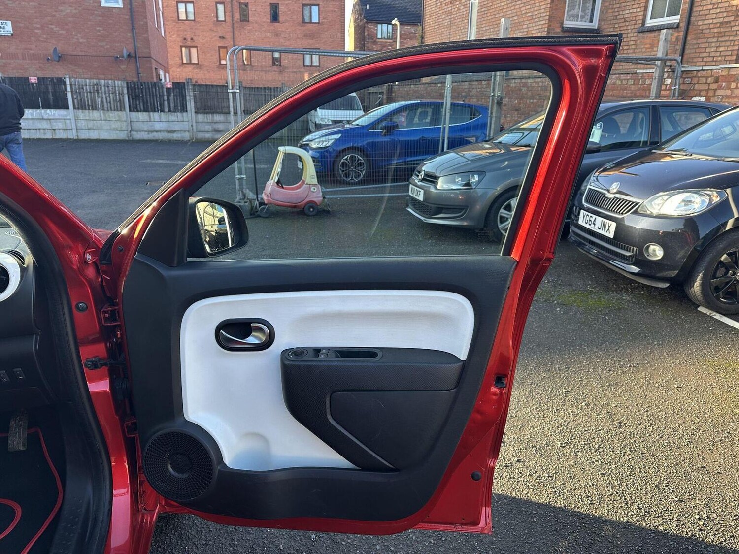 Used Renault Twingo 2015 for sale - 77080766: Photo 28