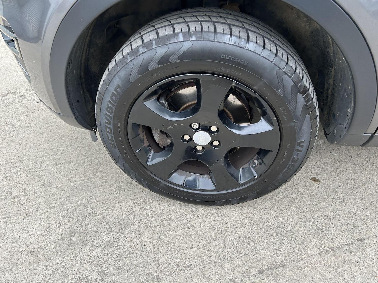 Used Land Rover Discovery Sport 2017 for sale - 77681817: Photo 28