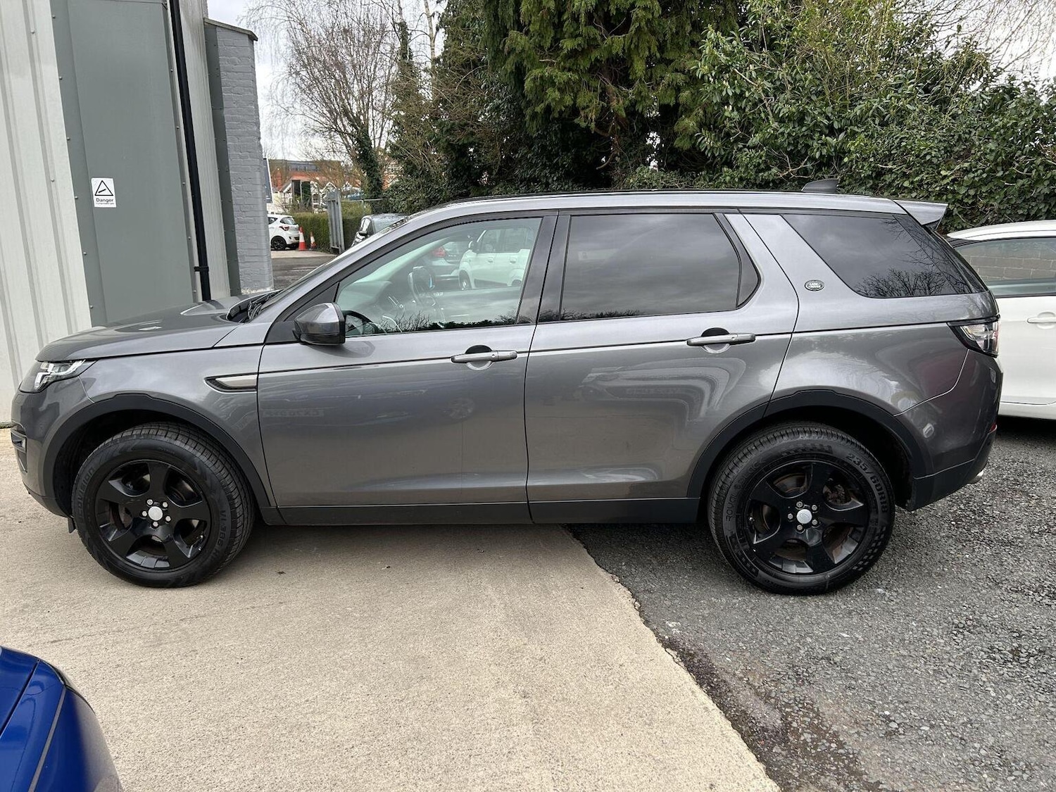 Used Land Rover Discovery Sport 2017 for sale - 77681817: Photo 5