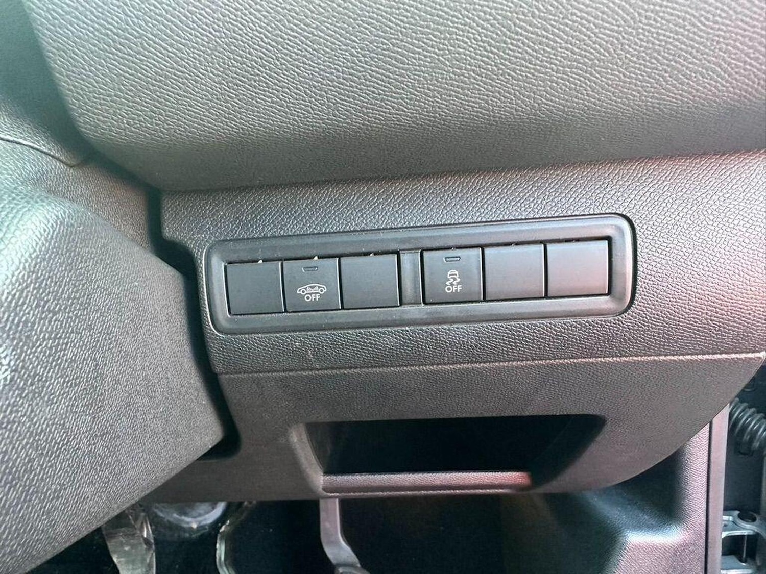 Used Peugeot 308 2014 for sale - 76963382: Photo 17