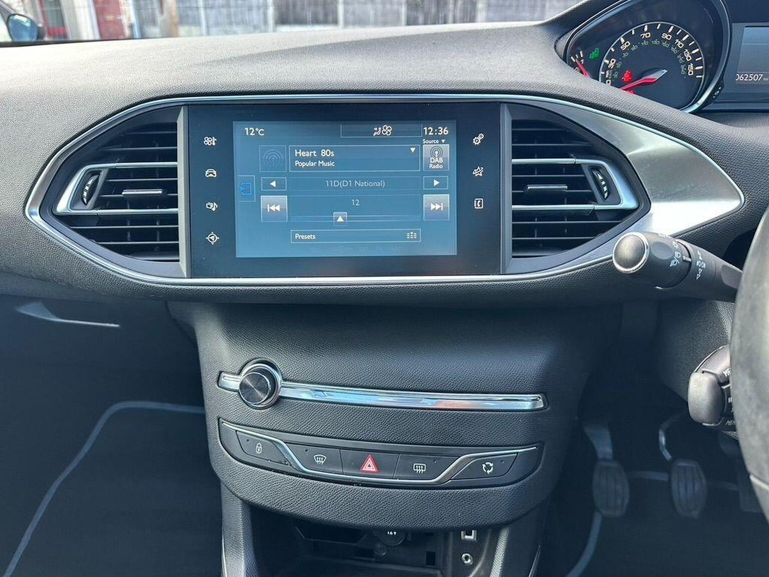 Used Peugeot 308 2014 for sale - 76963382: Photo 31