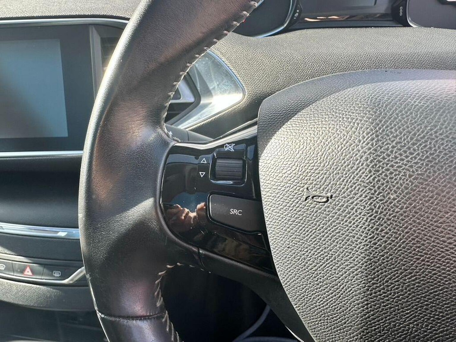 Used Peugeot 308 2014 for sale - 76963382: Photo 38