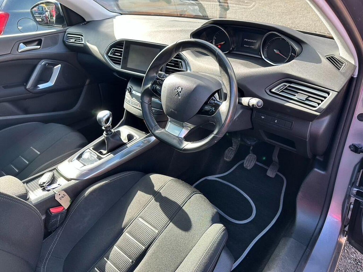 Used Peugeot 308 2014 for sale - 76963382: Photo 53