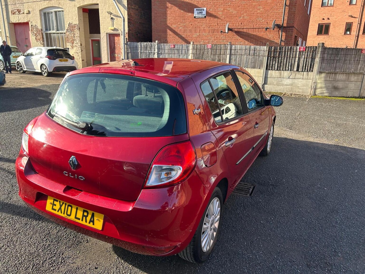 Used Renault Clio 2010 for sale - 76963233: Photo 10