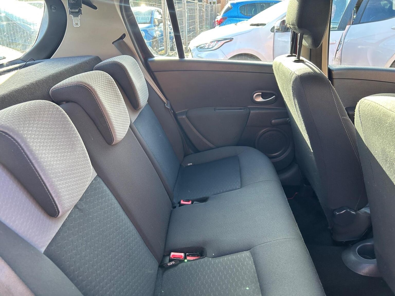 Used Renault Clio 2010 for sale - 76963233: Photo 20