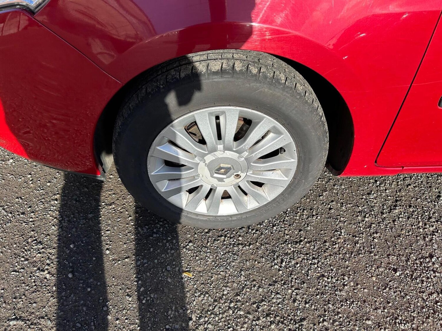 Used Renault Clio 2010 for sale - 76963233: Photo 33