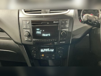 Used Suzuki Swift 2013 for sale - 78258112: Photo