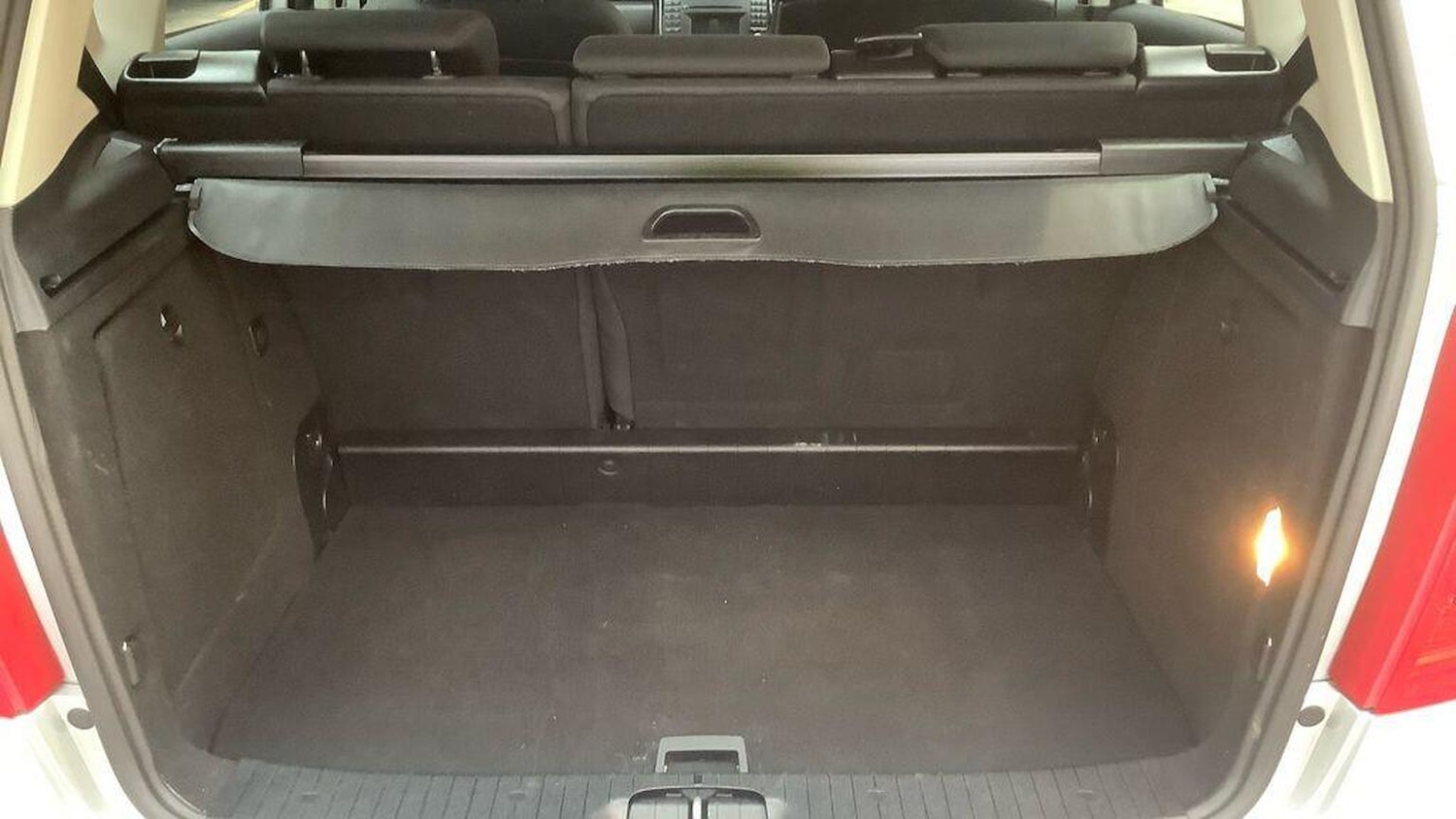 Used Mercedes-Benz A-Class 2012 for sale - 78084418: Photo 12