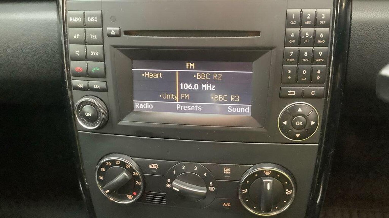 Used Mercedes-Benz A-Class 2012 for sale - 78084418: Photo 4