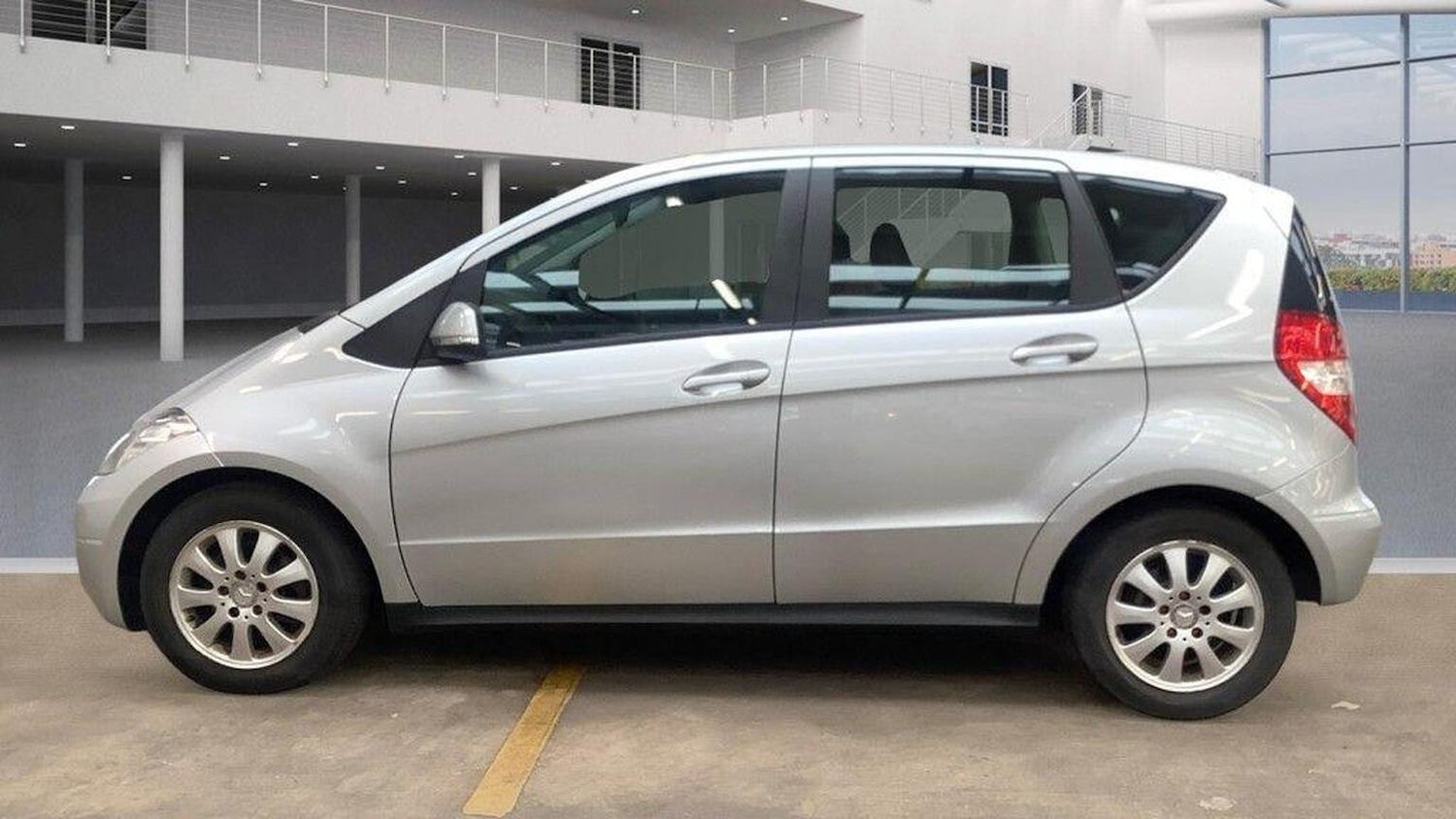 Used Mercedes-Benz A-Class 2012 for sale - 78084418: Photo 9