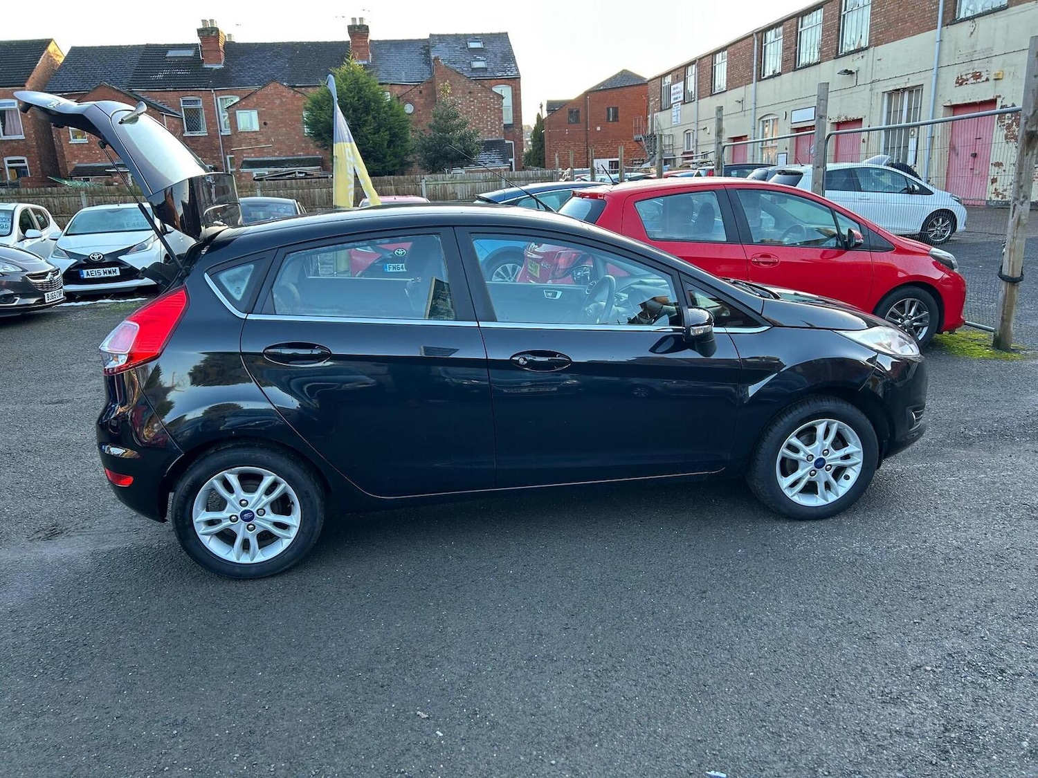 Used Ford Fiesta 2014 for sale - 77129597: Photo 10