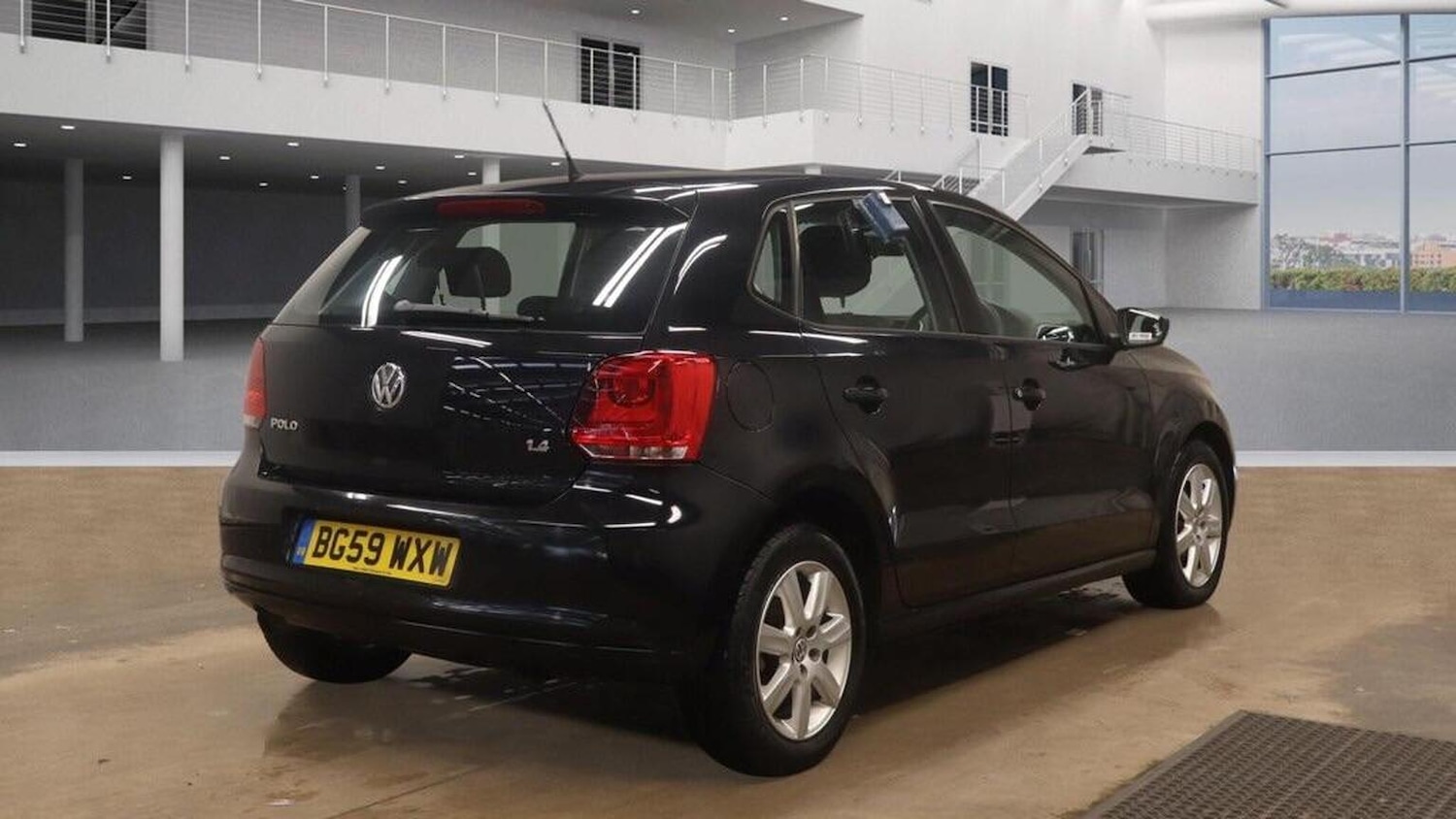 Used Volkswagen Polo 2009 for sale - 77080800: Photo 7