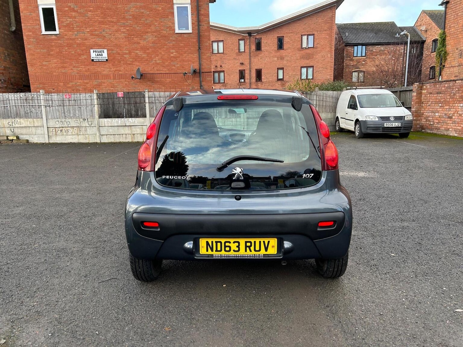 Used Peugeot 107 2013 for sale - 76963256: Photo 10