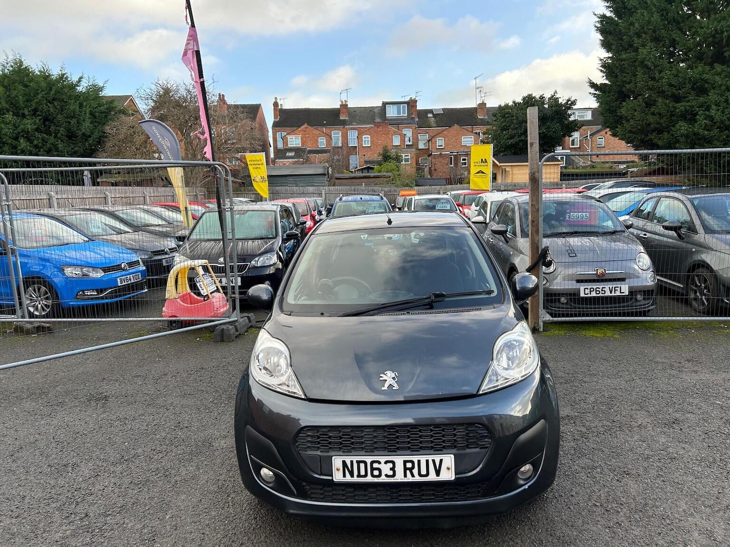 Used Peugeot 107 2013 for sale - 76963256: Photo 2