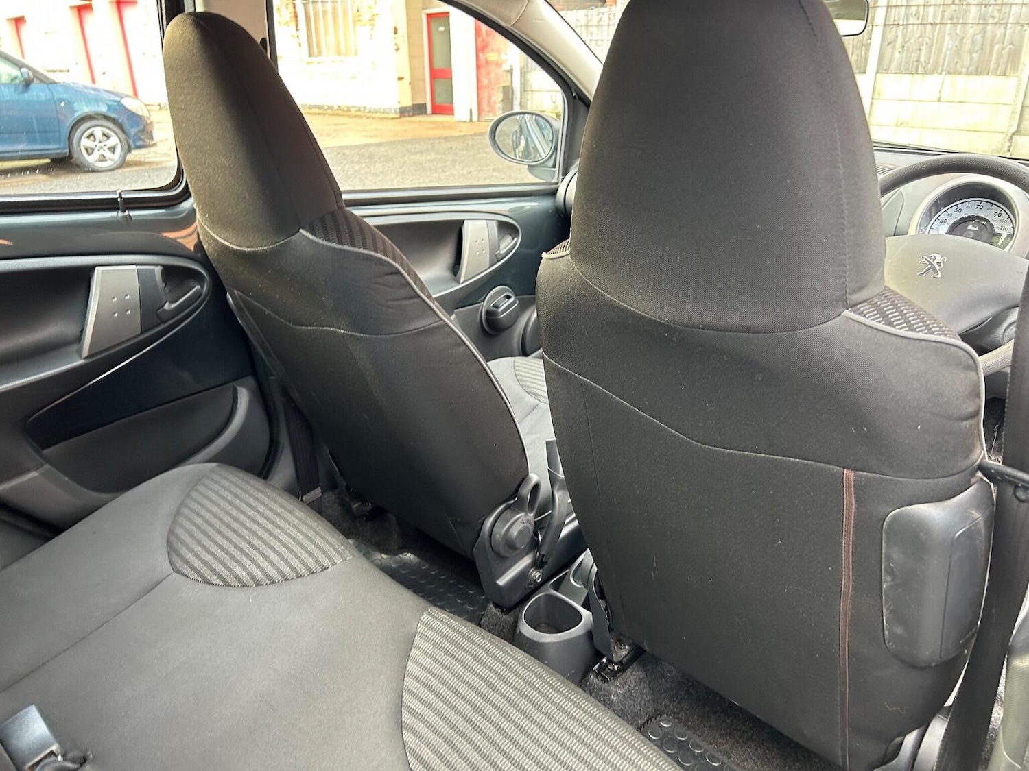 Used Peugeot 107 2013 for sale - 76963256: Photo 42