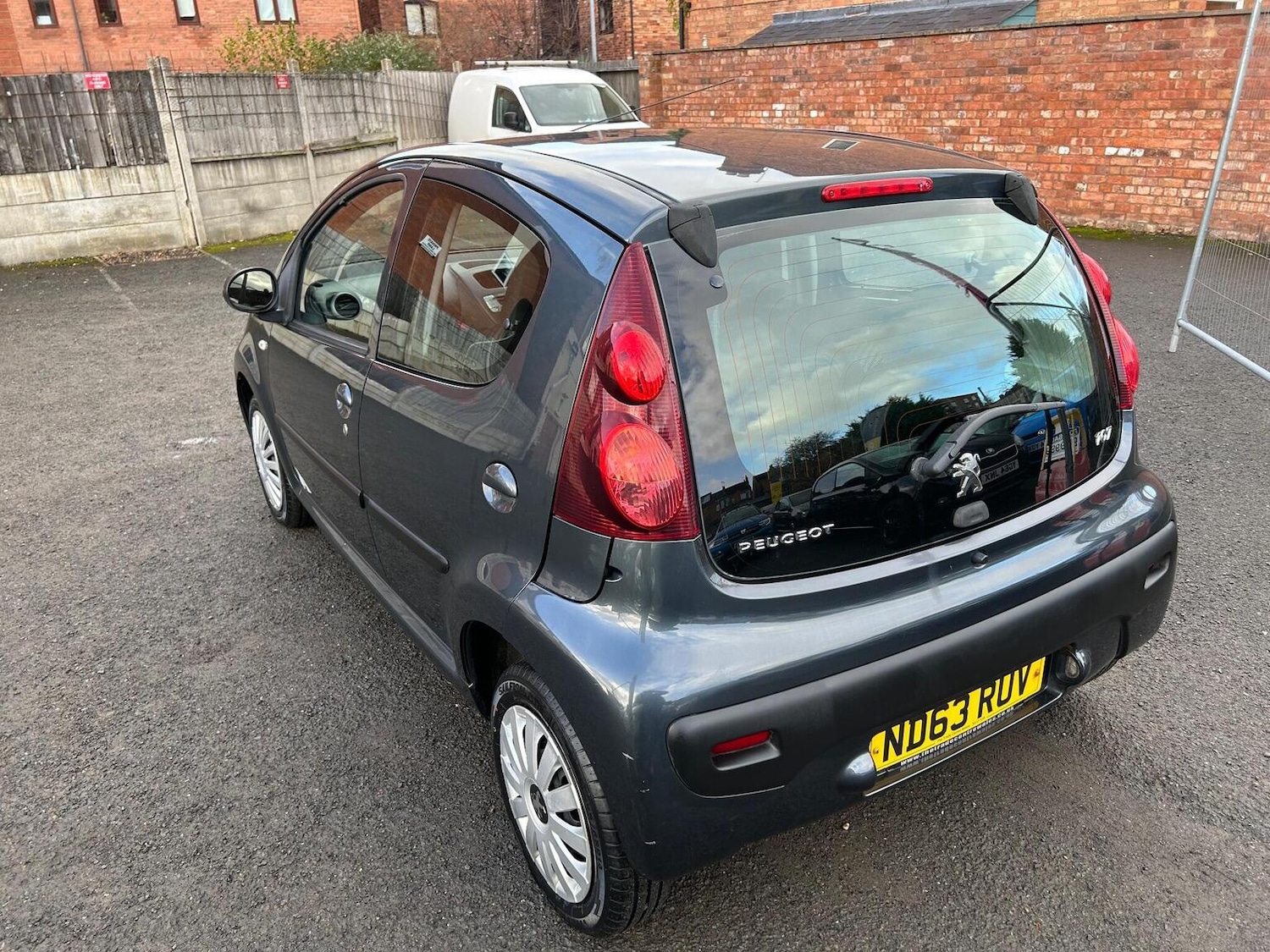 Used Peugeot 107 2013 for sale - 76963256: Photo 7