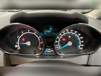 Used Ford Fiesta 2015 for sale - 78599654: Photo