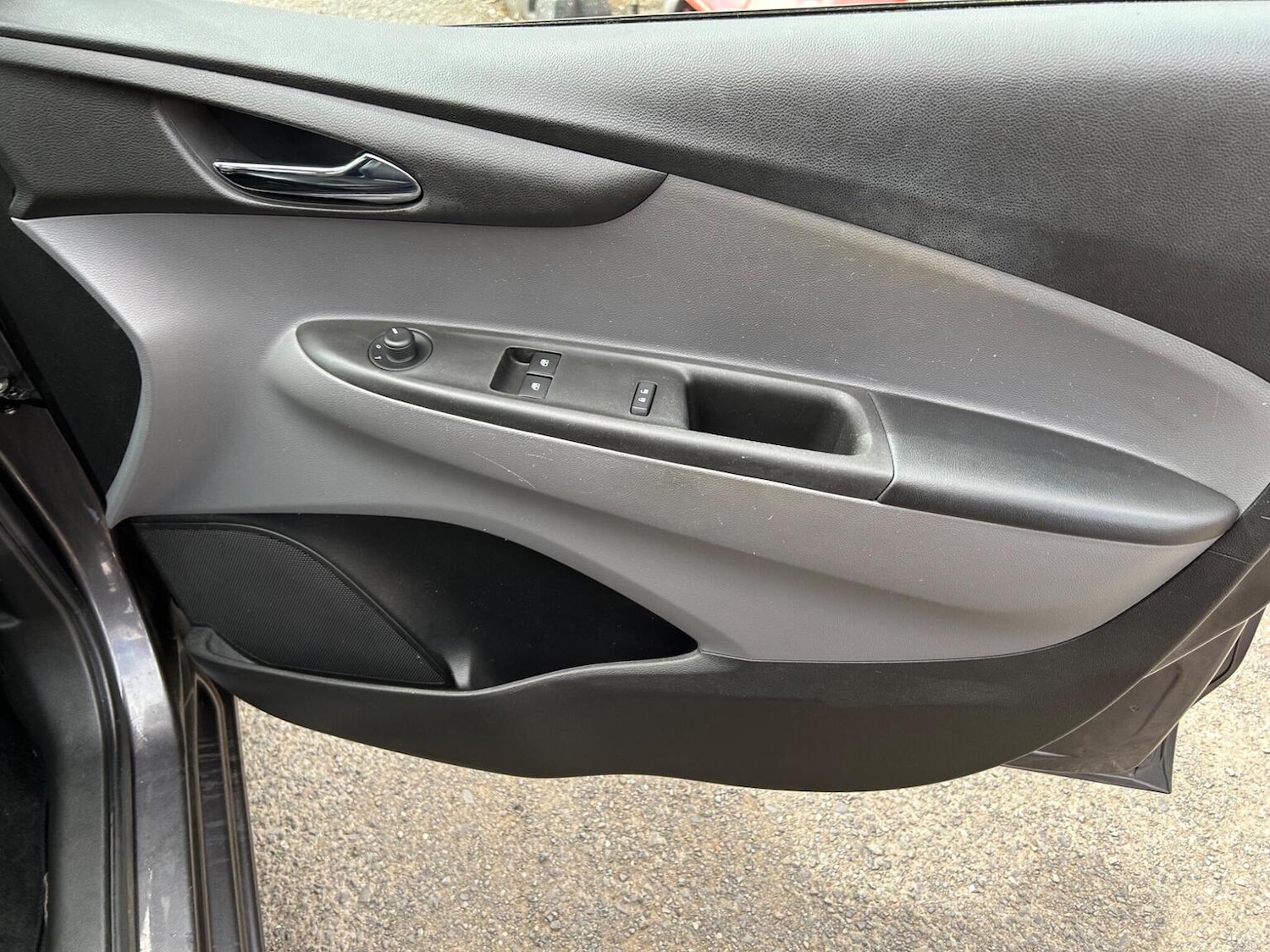 Used Vauxhall Viva 2016 for sale - 76963388: Photo 28