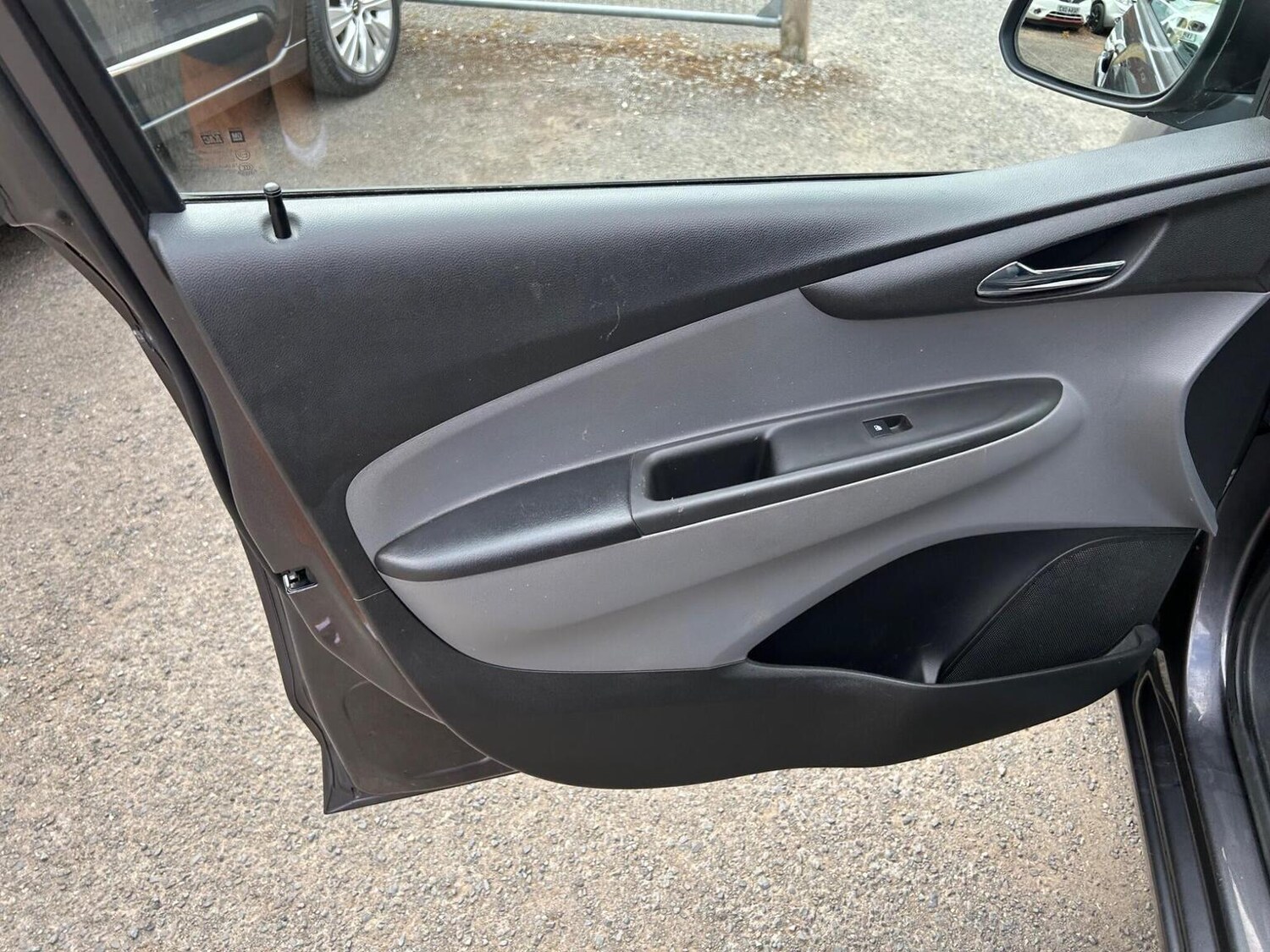 Used Vauxhall Viva 2016 for sale - 76963388: Photo 31