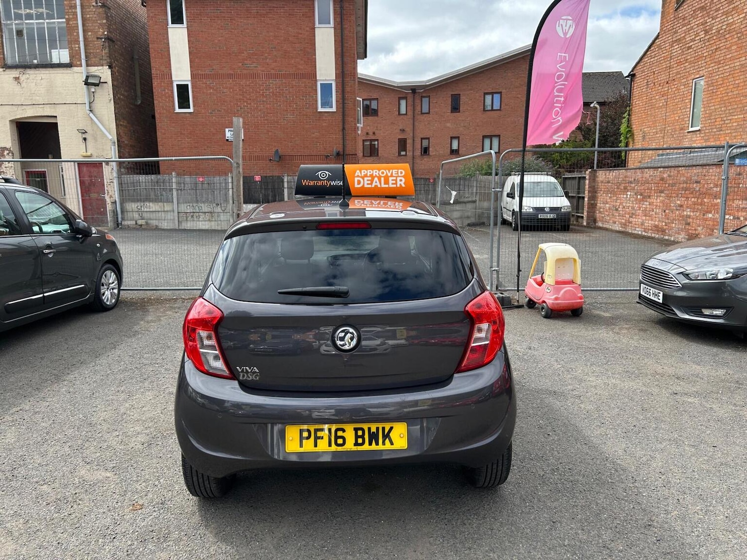 Used Vauxhall Viva 2016 for sale - 76963388: Photo 7