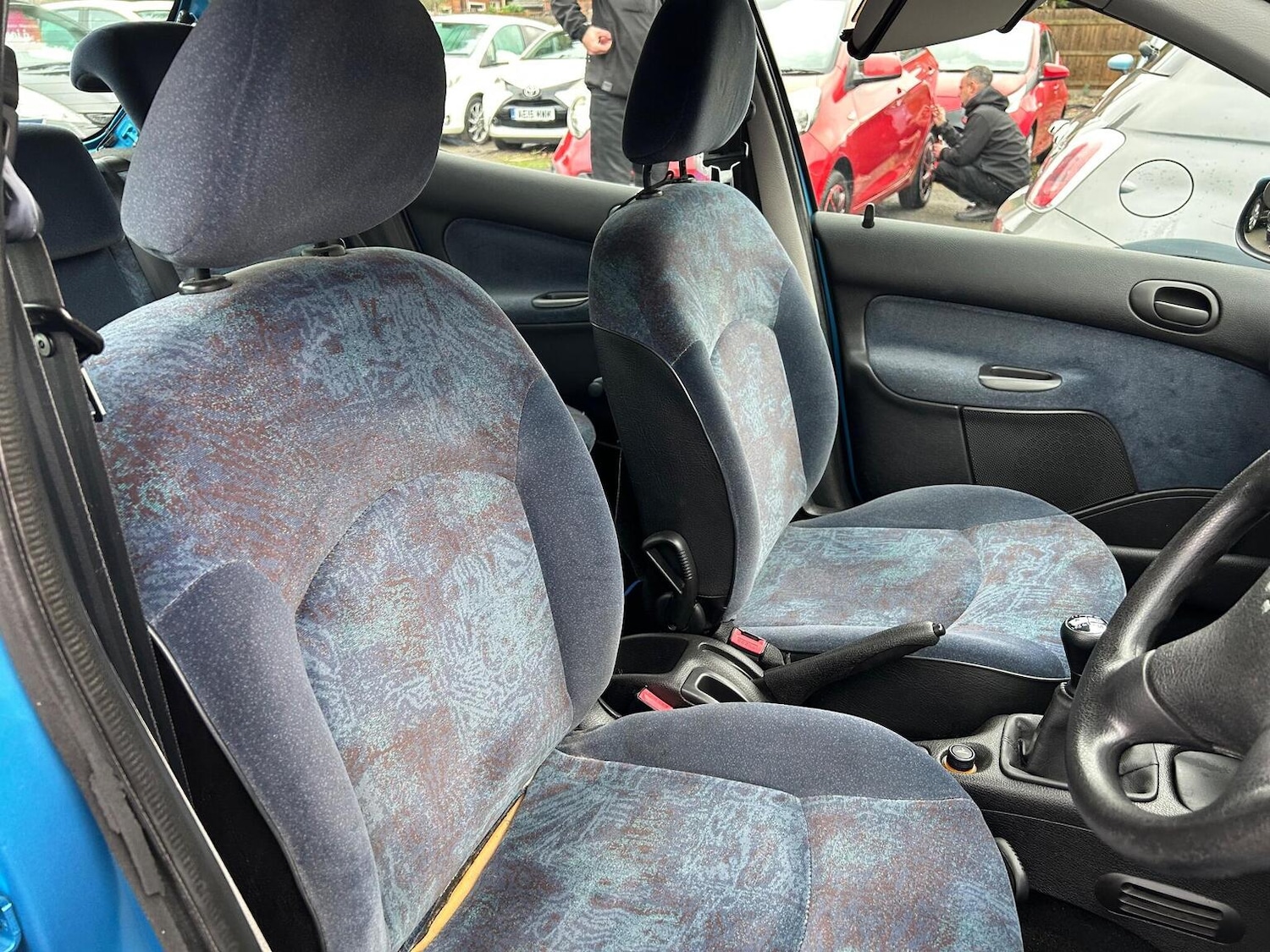 Used Peugeot 206 2000 for sale - 76963229: Photo 17