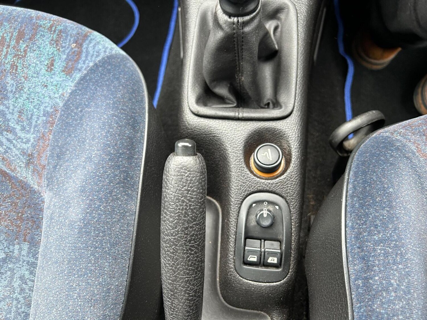 Used Peugeot 206 2000 for sale - 76963229: Photo 24